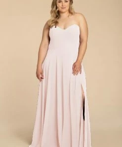 Hayley Paige Occasions Inclusive All Bridesmaid Dresses Hayley Paige Occasions Plus Size Bridesmaid Dress - W902