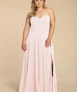 Hayley Paige Occasions Inclusive All Bridesmaid Dresses Hayley Paige Occasions Plus Size Bridesmaid Dress - W902