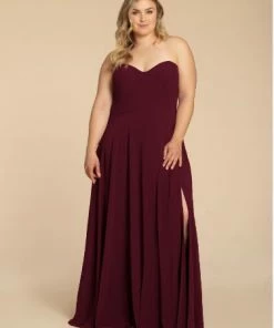 Hayley Paige Occasions Inclusive All Bridesmaid Dresses Hayley Paige Occasions Plus Size Bridesmaid Dress - W902